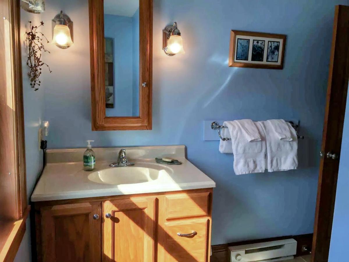Private 2 Bedrooms And 1 Bathroom In Grand Victorian Home In The Heart Of The Whiite Mountains! Great Host Whitefield Kültér fotó