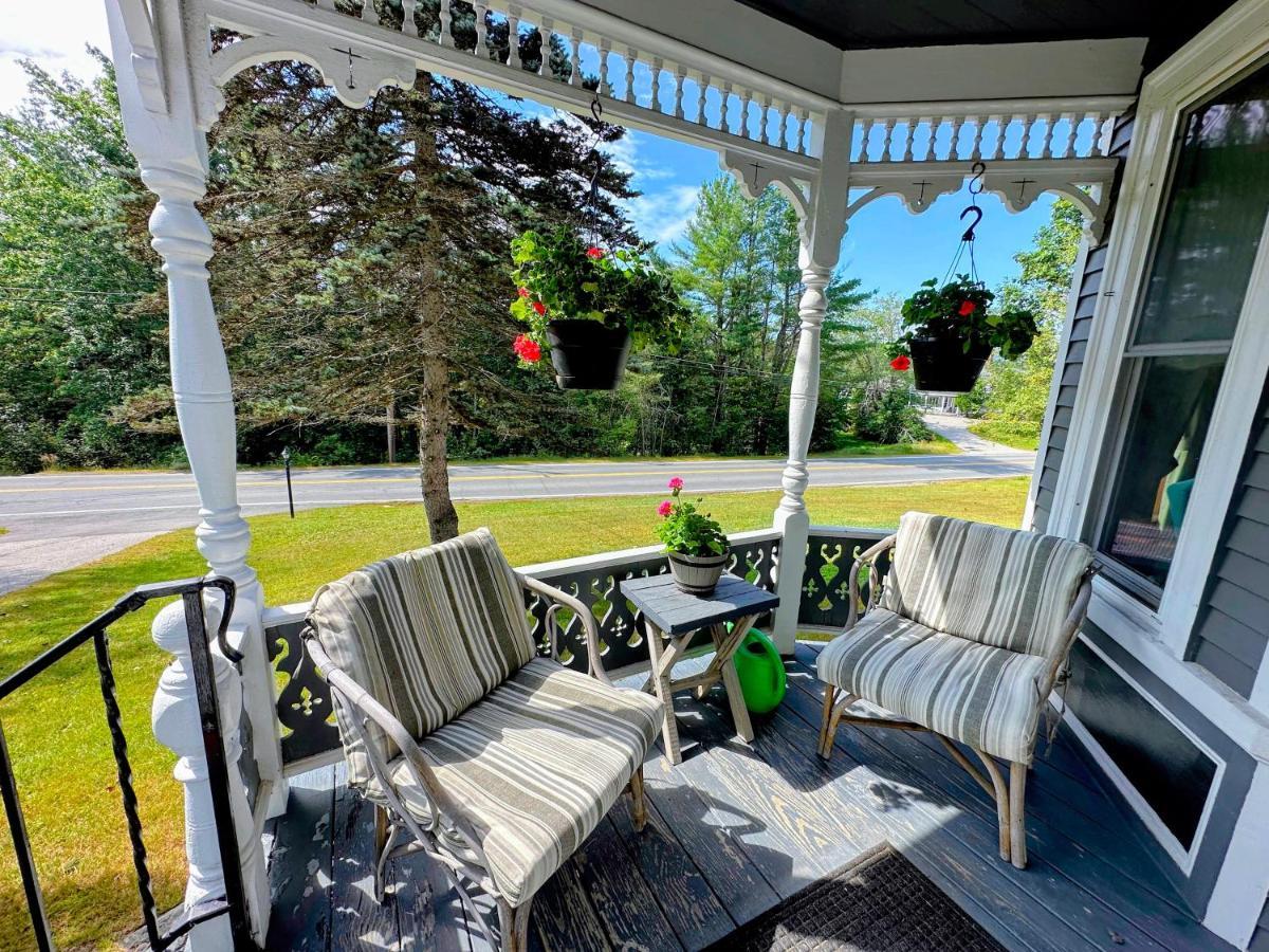 Private 2 Bedrooms And 1 Bathroom In Grand Victorian Home In The Heart Of The Whiite Mountains! Great Host Whitefield Kültér fotó